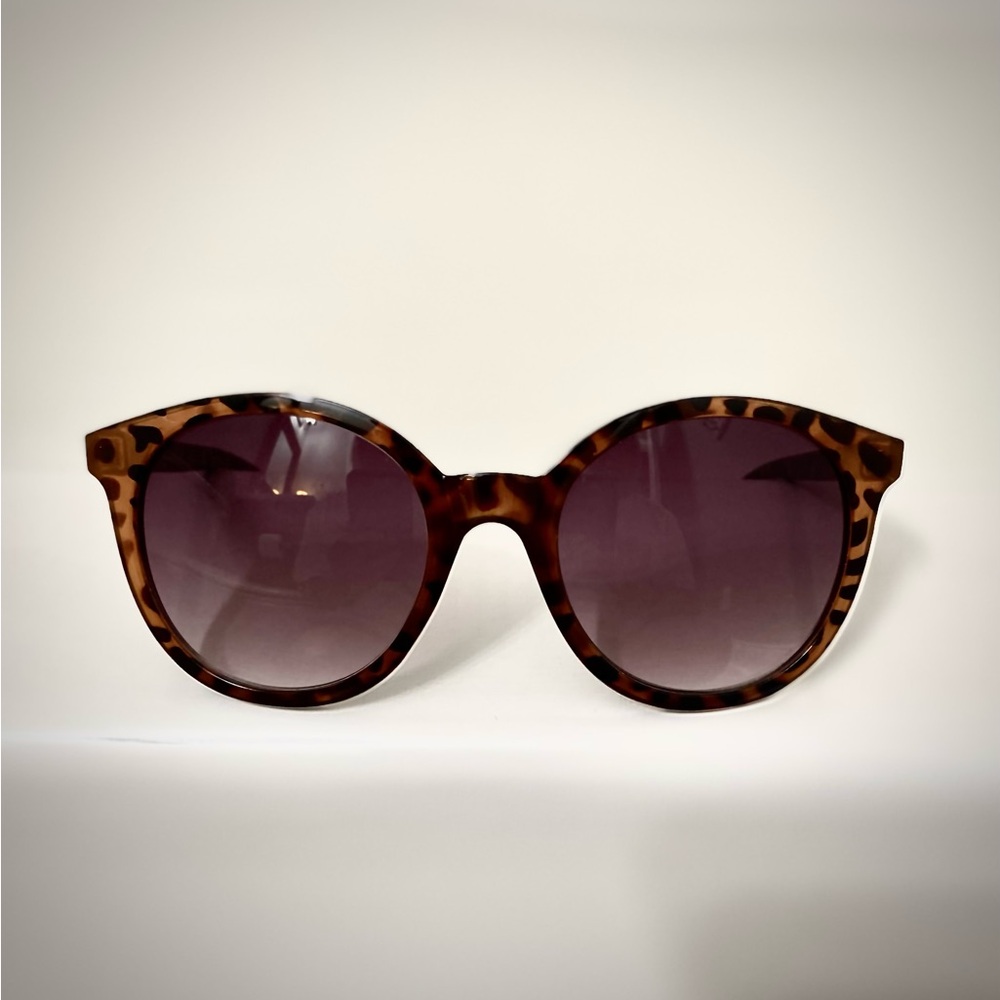 Kenneth Cole Reaction Tortoise Shell Sunglasses